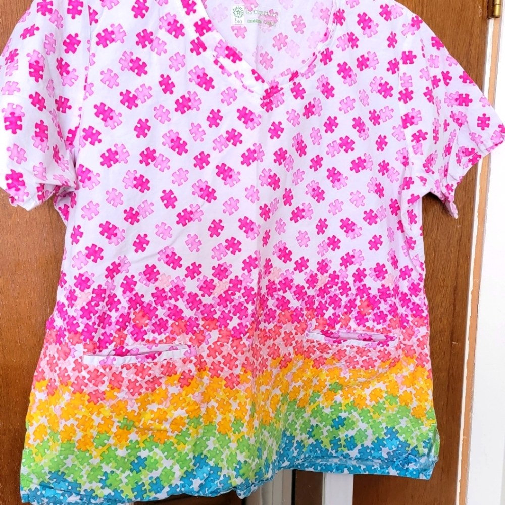 Ladies scrub top